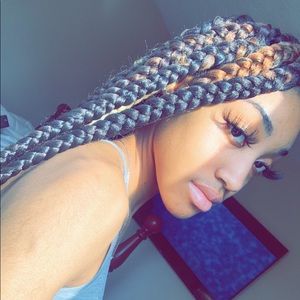 Meet your Posher, Myra